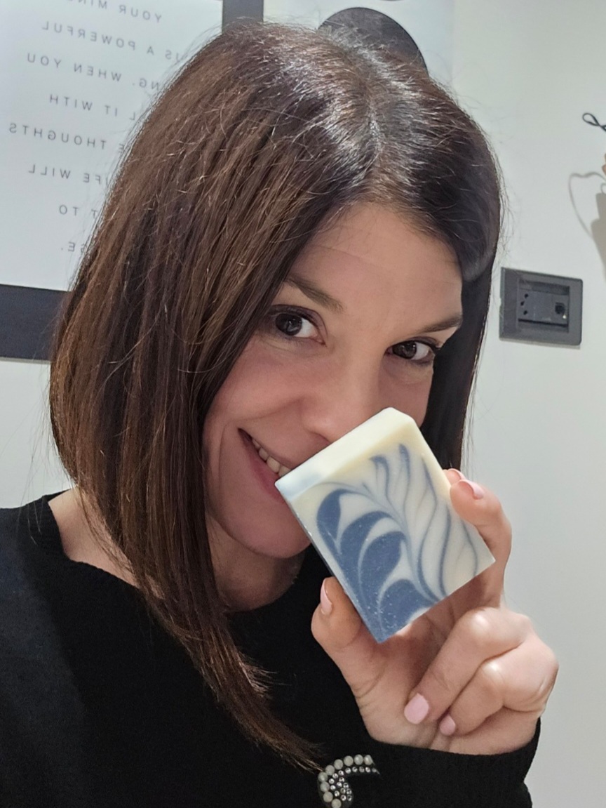 Ana Mateos — Bio-esencia